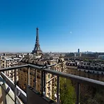 Exceptional Home - Balcony On Eiffel Tower