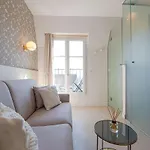 Exceptional Home - Balcony On Eiffel Tower